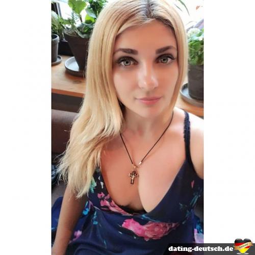 moniqe - date a German, 100% free moniqe